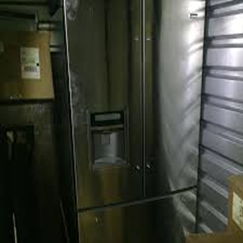 Tủ lạnh có hiện tượng bị đọng nước ở thân vỏ